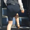 観光バスで働く女性乗務員のピッタリなタイトスカート尻エロ画像